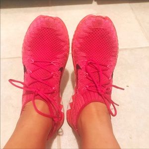 Nike Free - Flyknit 3.0 hot pink size 7.